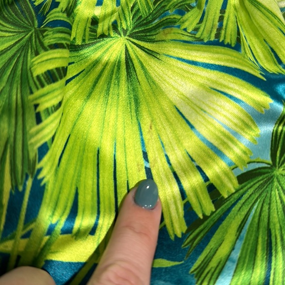 Versace Tropical Print Mini Skirt - Size 44 (US size 10) - Picture 2 of 16